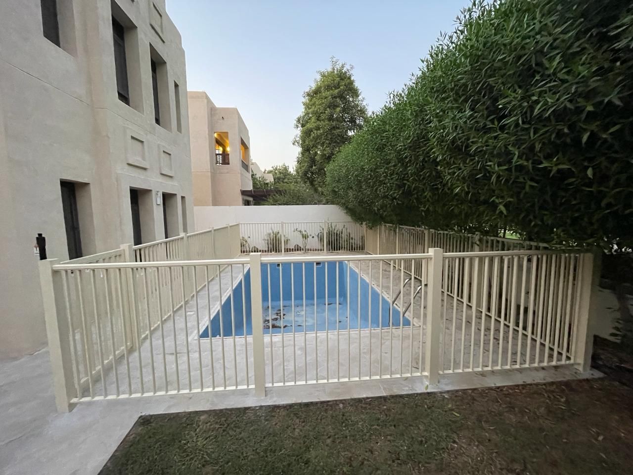 Aluminium Pool Safety Fence Dubai Creek
