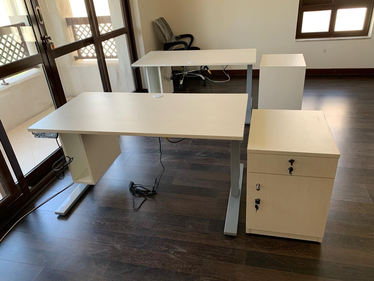 Height Adjustable Standing Desk Park Hyatt Dubai